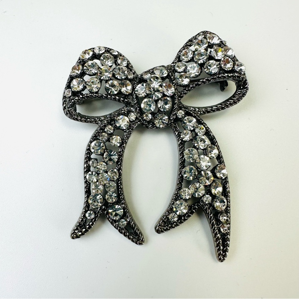 Crystal Bow brooch pin NEW gunmetal base clear crystals